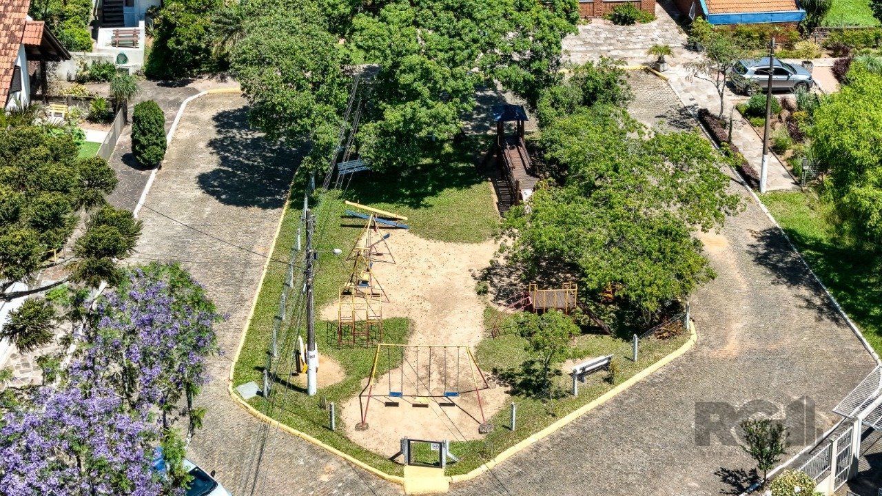 Casa de Condomínio à venda com 3 quartos, 243m² - Foto 54