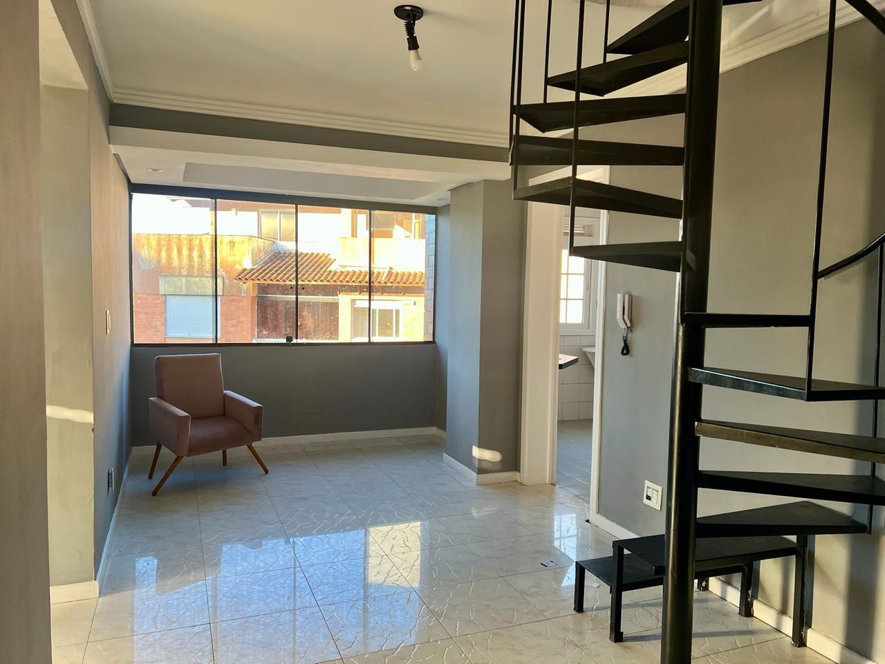 Cobertura à venda com 2 quartos, 111m² - Foto 2