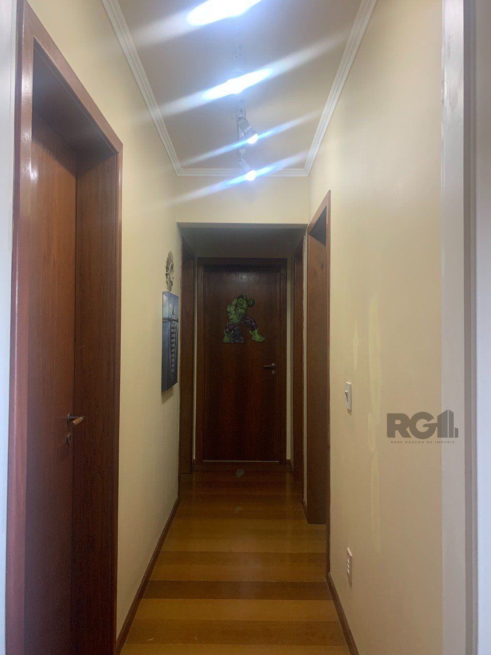 Apartamento à venda com 3 quartos, 141m² - Foto 9