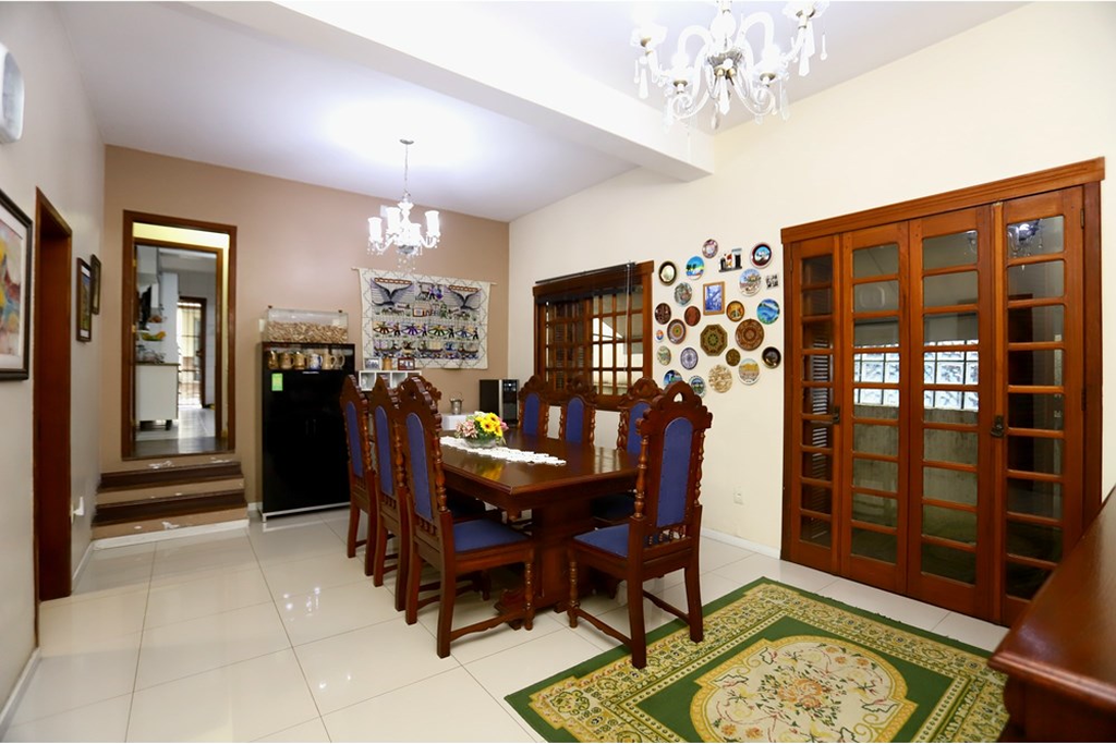 Casa à venda com 3 quartos, 355m² - Foto 28
