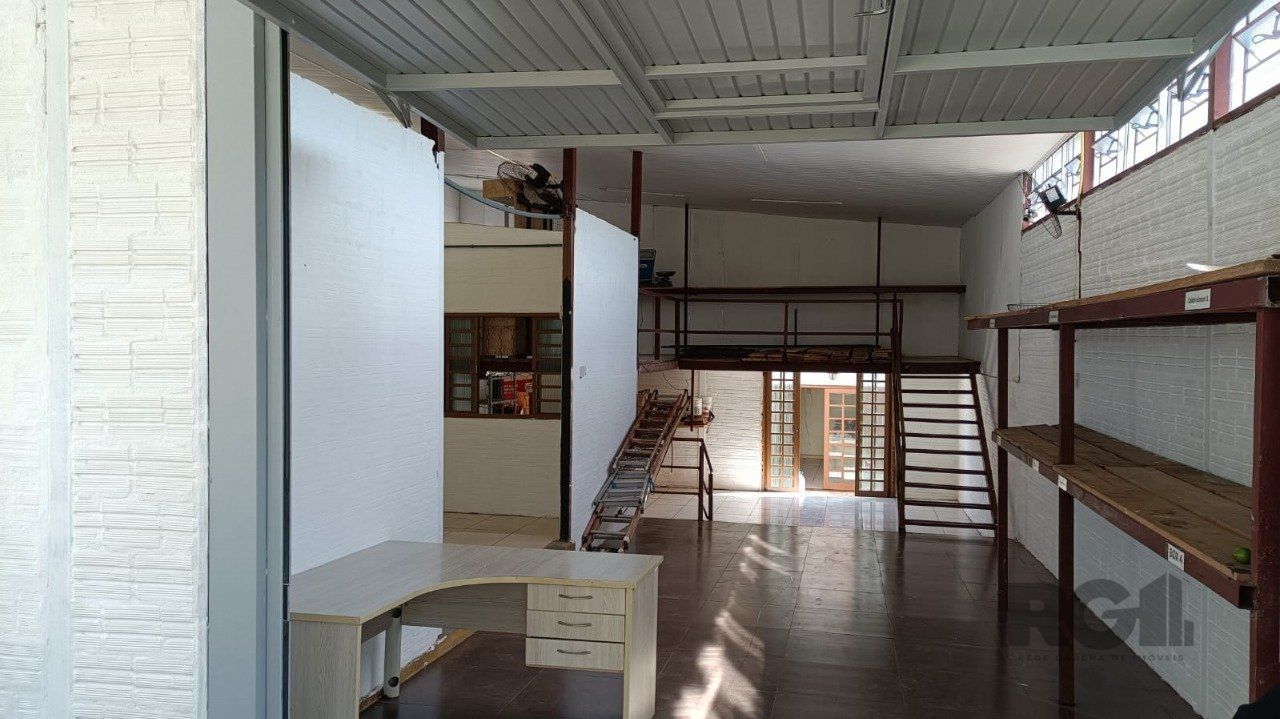 Casa à venda com 2 quartos, 150m² - Foto 6