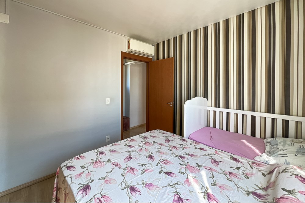 Apartamento à venda com 2 quartos, 47m² - Foto 3