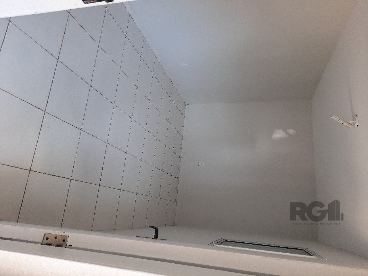 Casa à venda com 8 quartos, 200m² - Foto 24