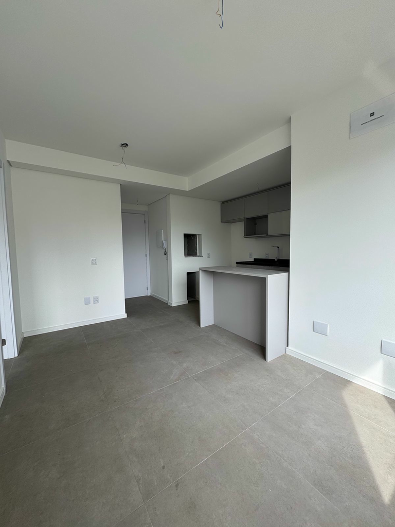 Apartamento à venda com 1 quarto, 43m² - Foto 9