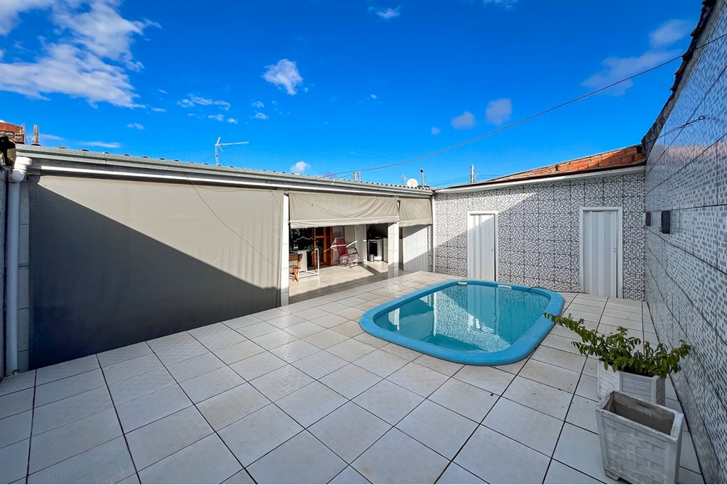 Casa à venda com 2 quartos, 82m² - Foto 6