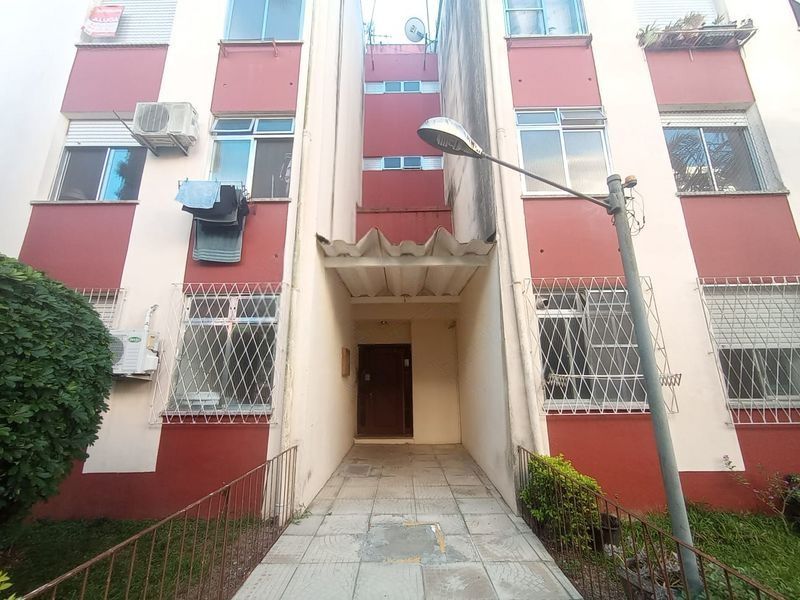 Apartamento com 03 quartos e 01 vaga no Bairro Vila Nova em Porto Alegre