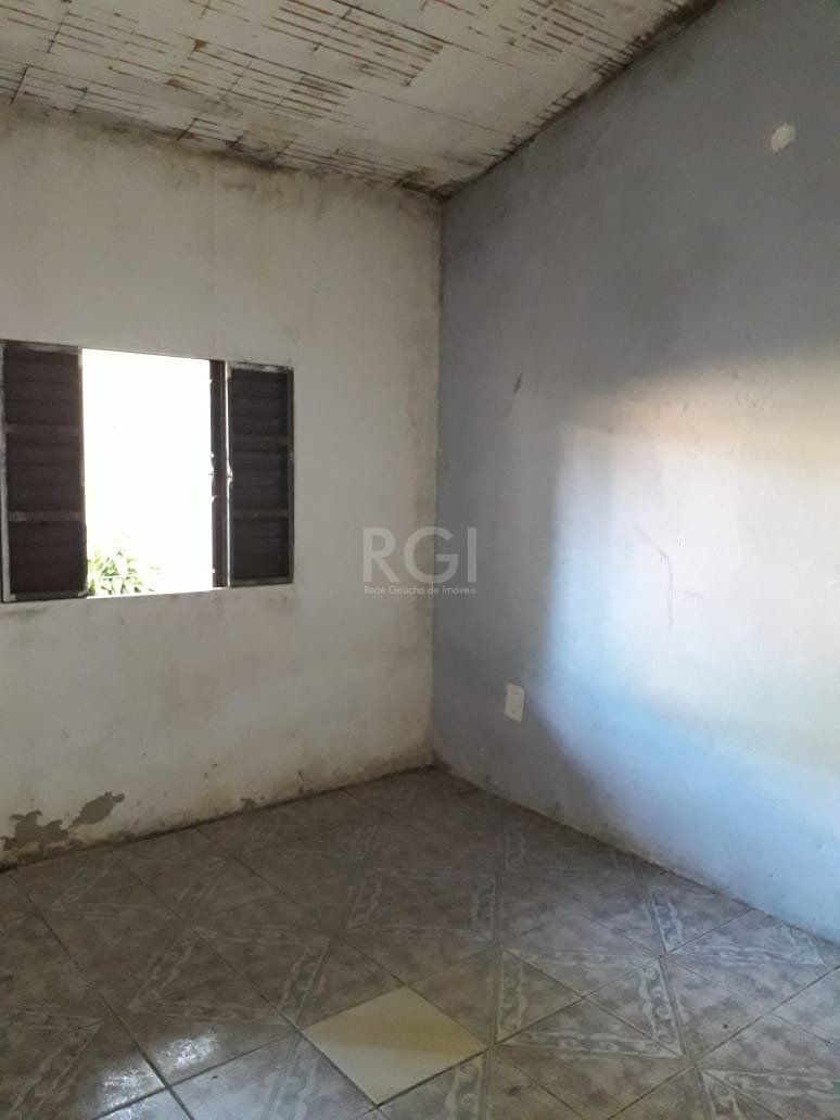Casa à venda com 2 quartos, 32m² - Foto 3
