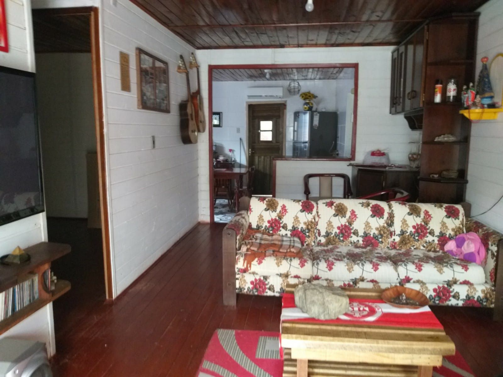 Casa à venda com 3 quartos, 300m² - Foto 1