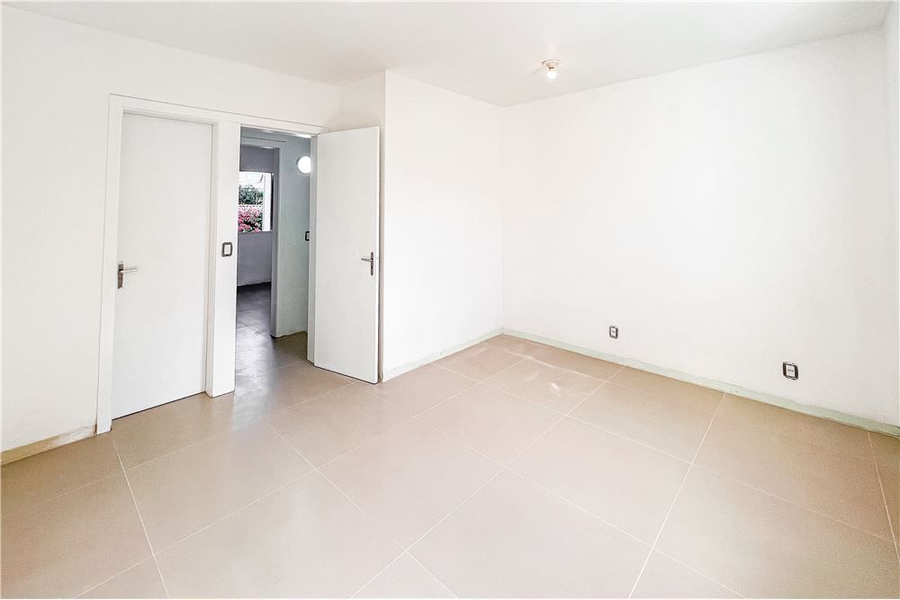 Casa de Condomínio à venda com 3 quartos, 79m² - Foto 4
