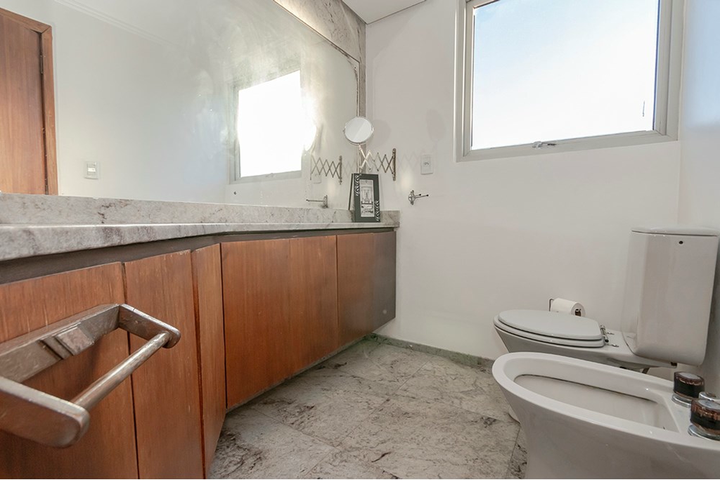 Apartamento à venda com 3 quartos, 139m² - Foto 8