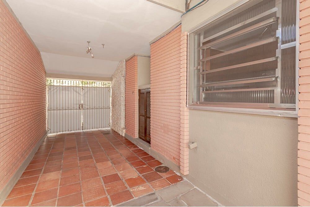 Casa à venda com 4 quartos, 381m² - Foto 13