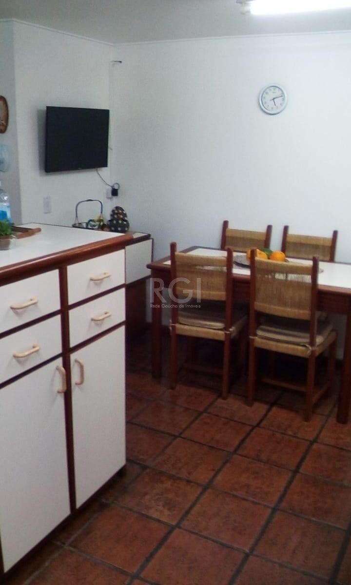 Apartamento à venda com 3 quartos, 141m² - Foto 6