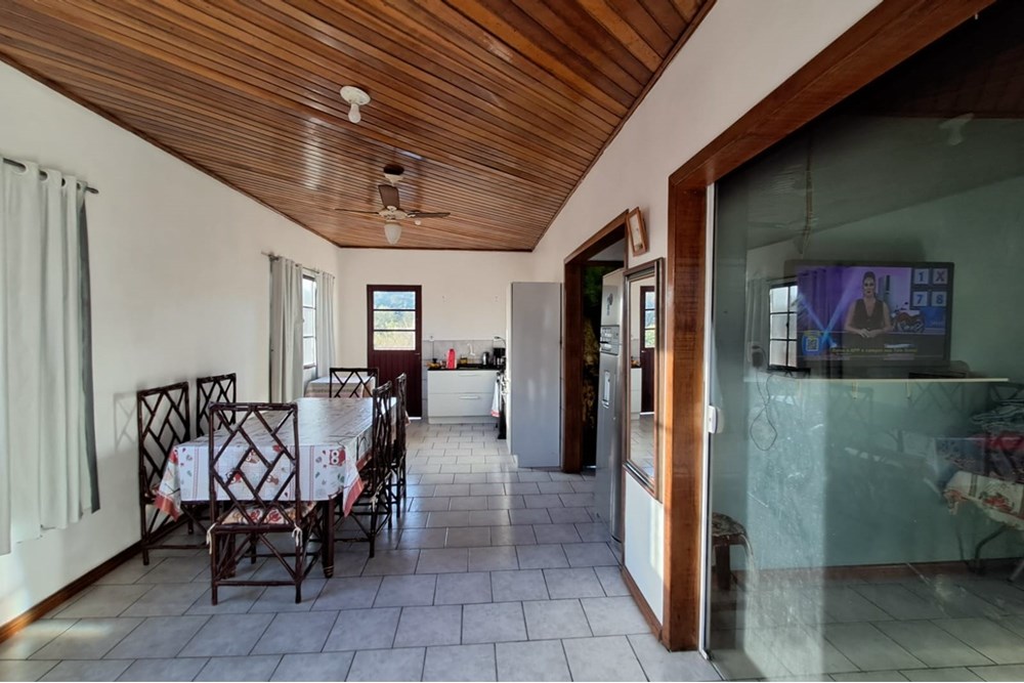 Casa à venda com 2 quartos, 106m² - Foto 11