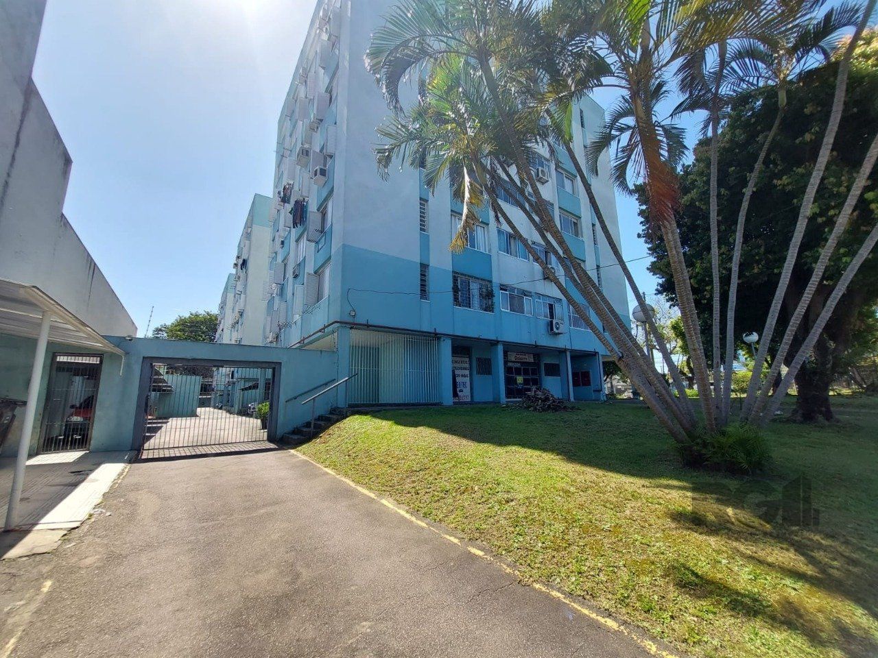 Apartamento à venda com 2 quartos, 65m² - Foto 18