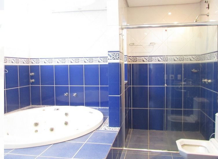 Casa à venda com 2 quartos, 330m² - Foto 7