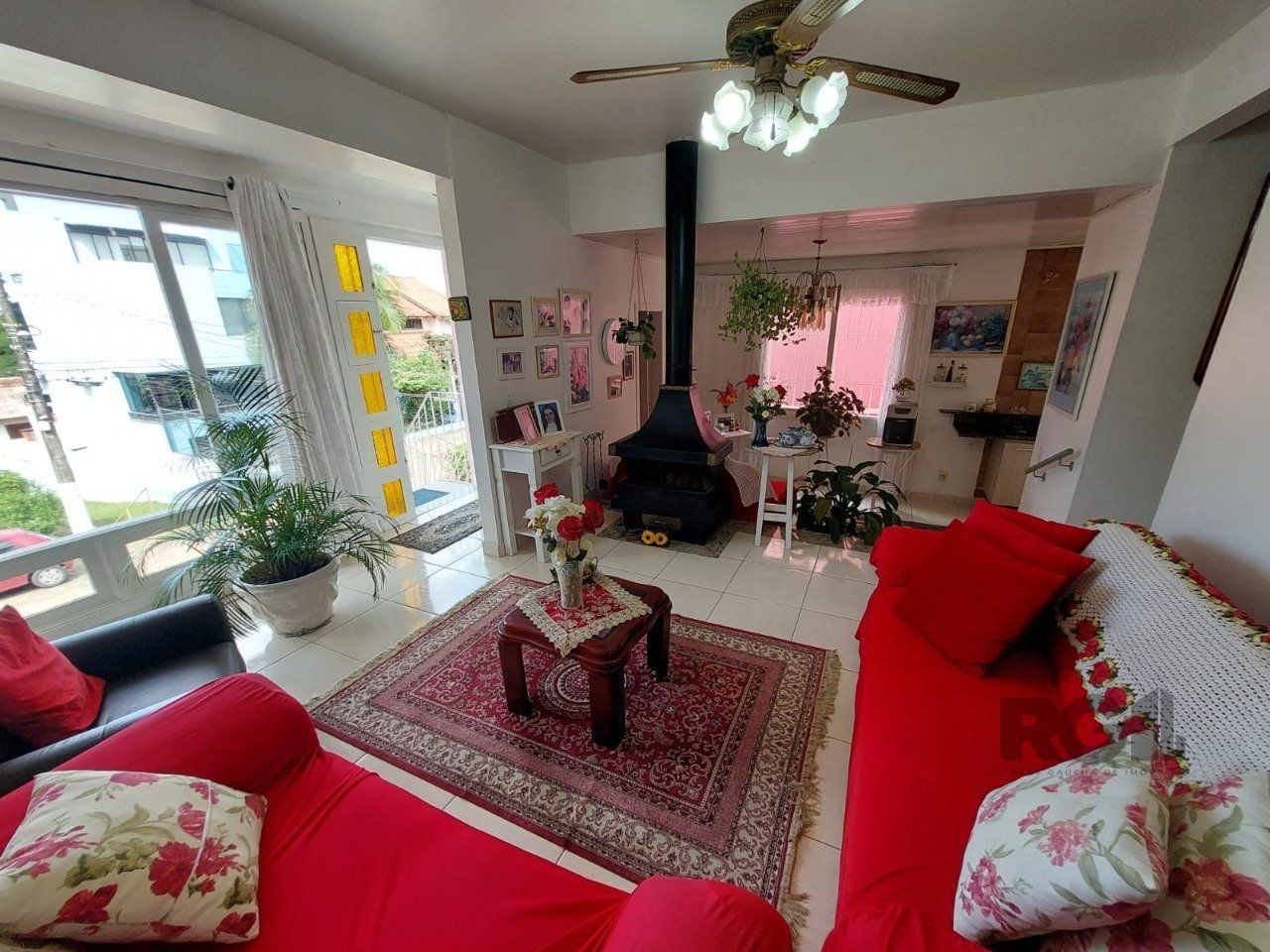 Casa de Condomínio à venda com 3 quartos, 243m² - Foto 11