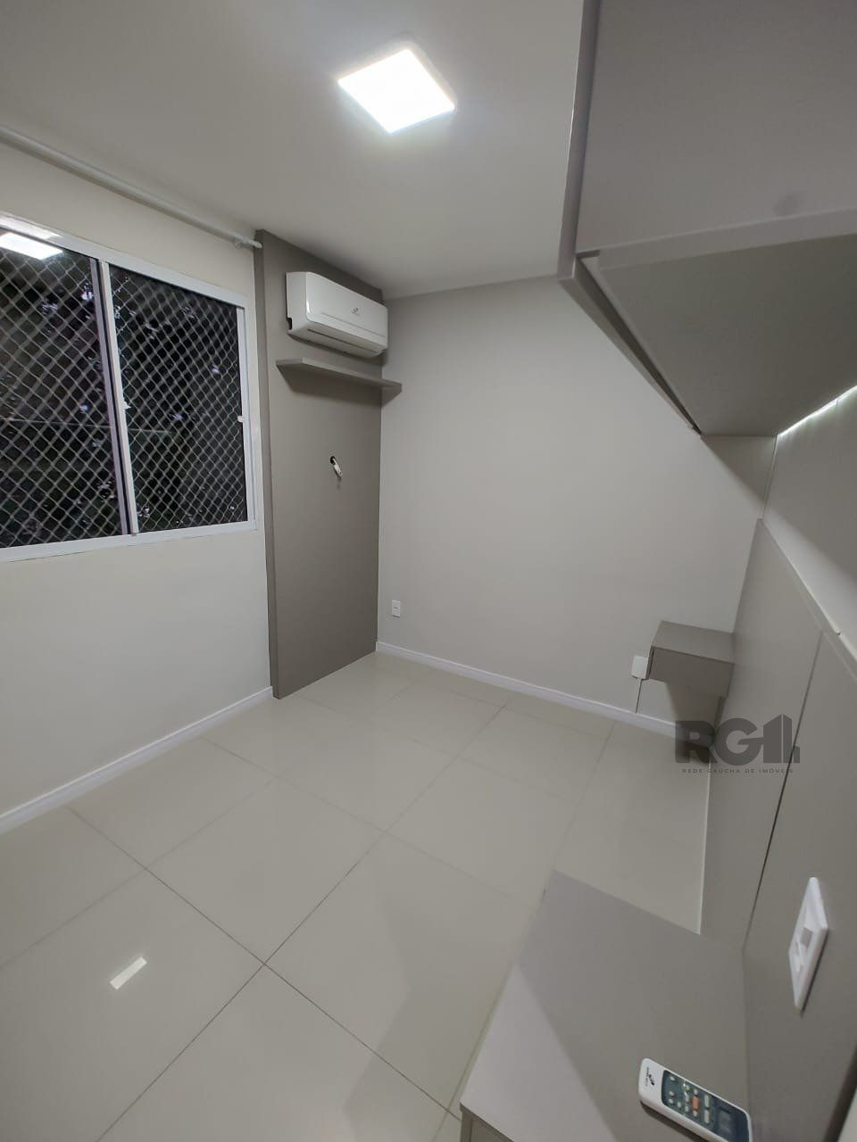 Apartamento à venda com 2 quartos, 41m² - Foto 6