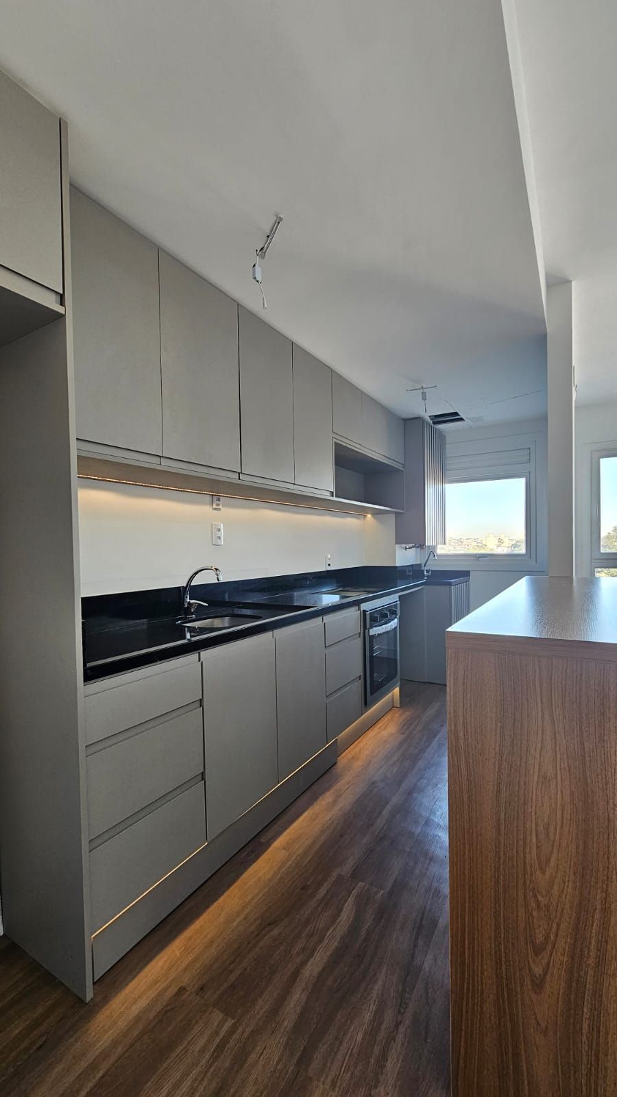 Apartamento, 2 quartos, à venda, 60 m², Jardim do Salso - Porto Alegre — foto 2