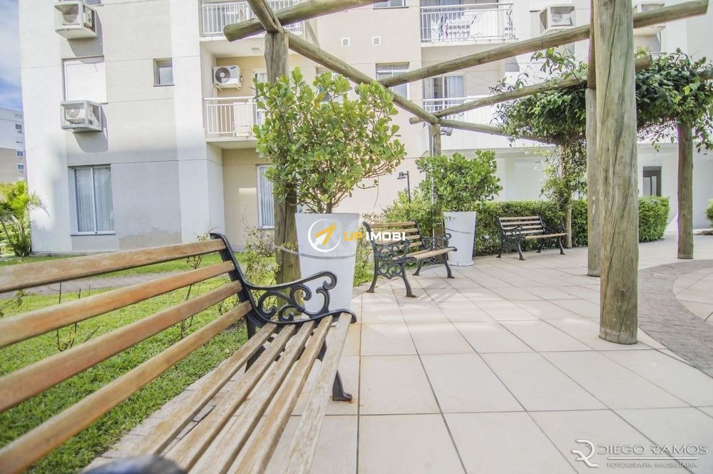 Apartamento Semimobiliado com 3 Dormitórios e Infraestrutura Completa