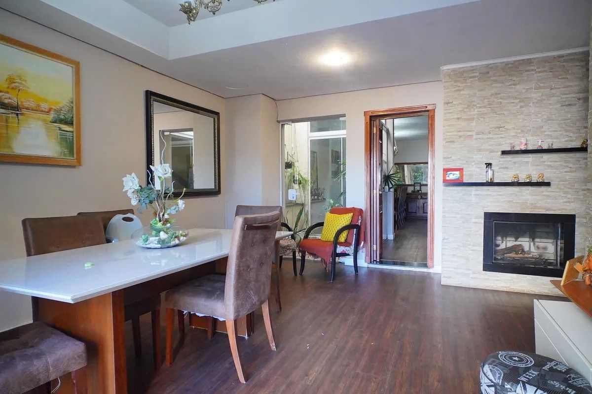 Casa, 4 quartos, à venda, 250 m², Medianeira - Porto Alegre — foto 2
