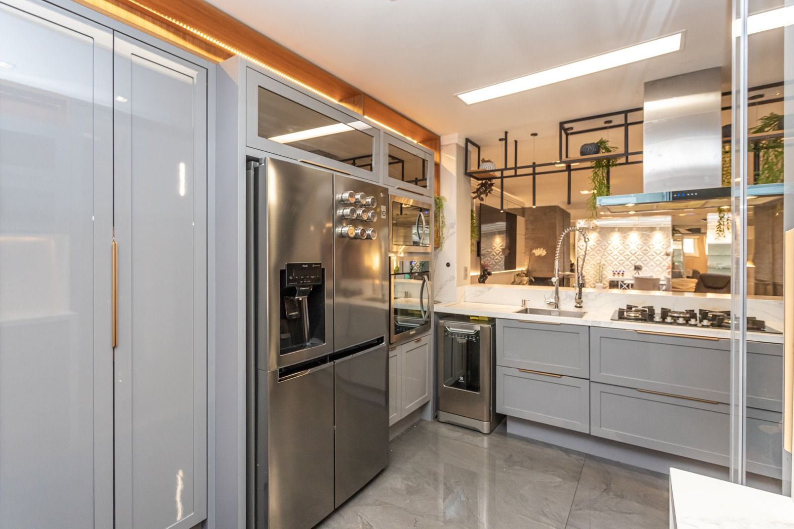 Casa de Condomínio à venda com 4 quartos, 196m² - Foto 5
