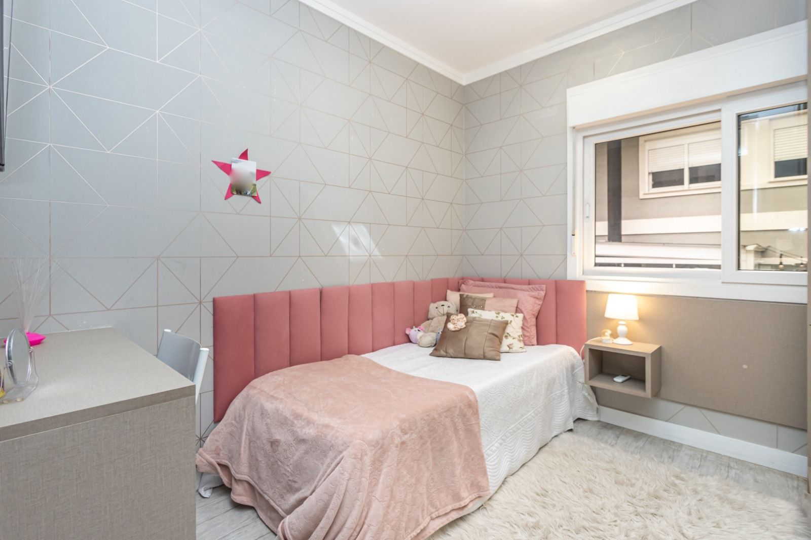 Casa de Condomínio à venda com 4 quartos, 196m² - Foto 6