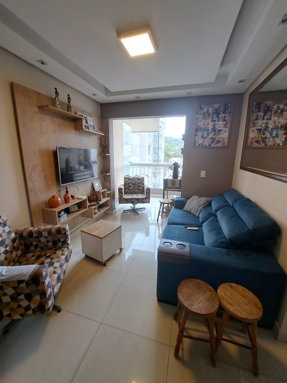 Apartamento à venda com 3 quartos, 69m² - Foto 2