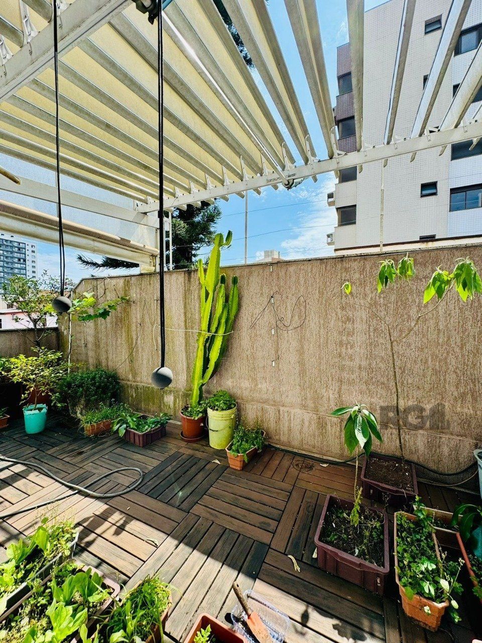 Apartamento à venda com 2 quartos, 68m² - Foto 9