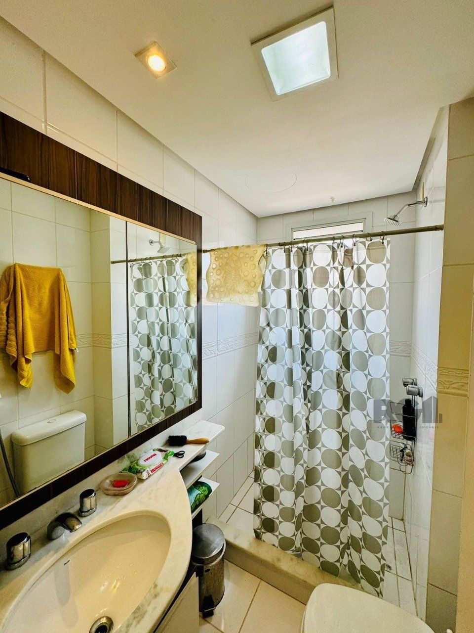 Apartamento à venda com 2 quartos, 68m² - Foto 3
