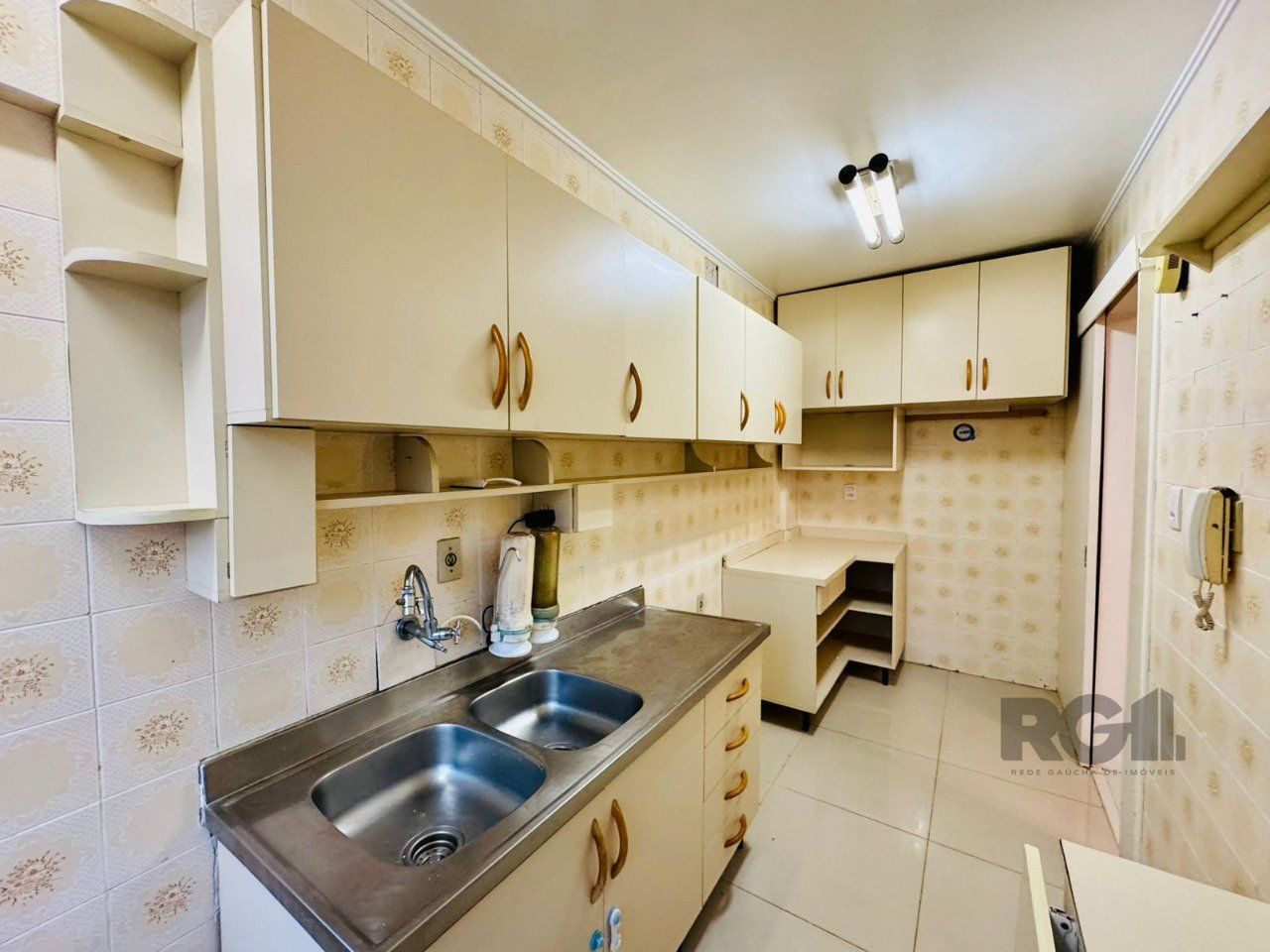 Apartamento à venda com 2 quartos, 67m² - Foto 9