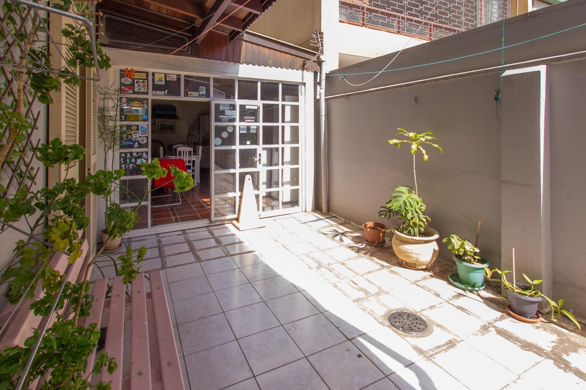 Apartamento à venda com 132m², 2 quartos no bairro Centro Histórico em Porto Alegre
