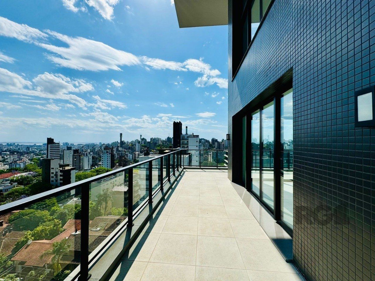 Apartamento, 3 quartos, 241 m² - Foto 1