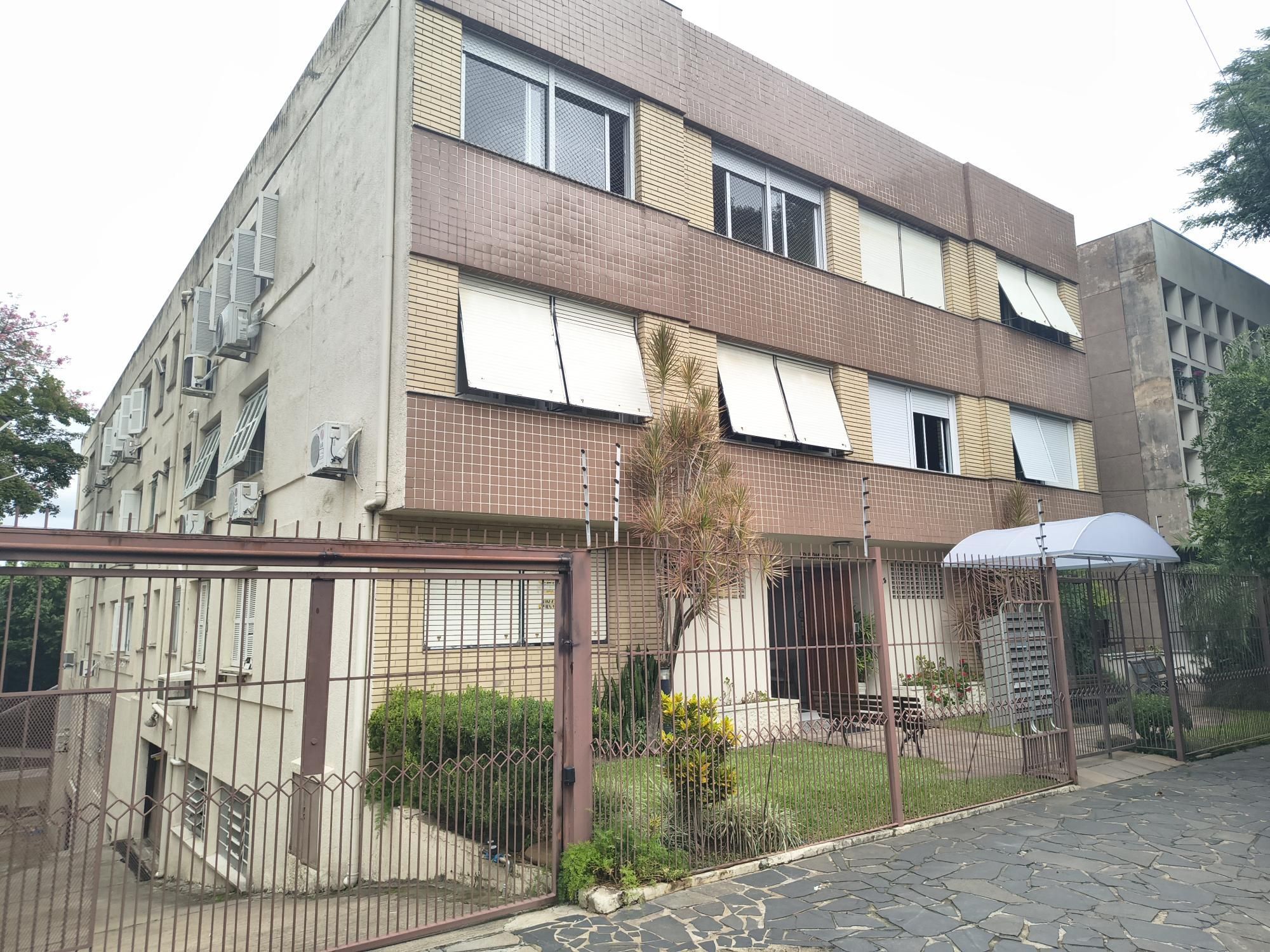 2 dormitórios com vaga escriturada no coração do Petrópolis