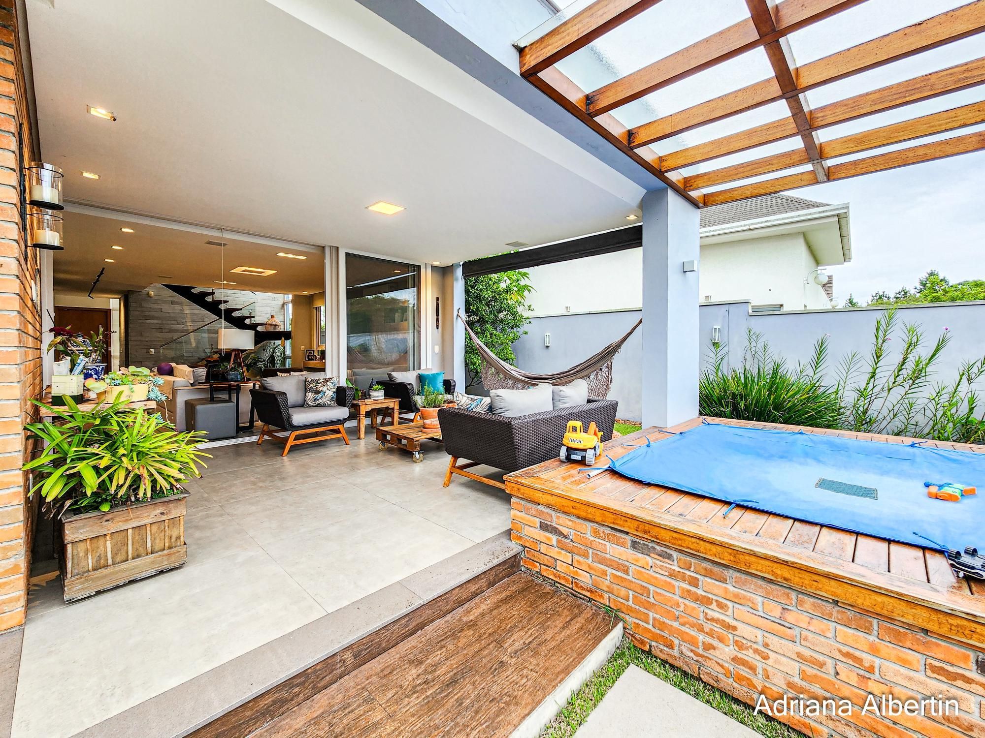 Casa de Condomínio à venda com 3 quartos, 301m² - Foto 32