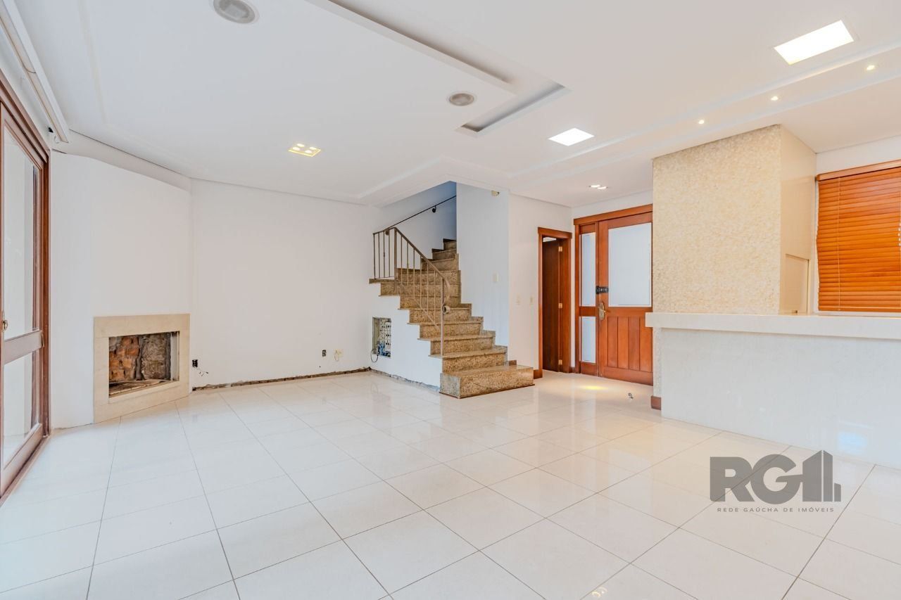 Casa de Condomínio à venda com 3 quartos, 295m² - Foto 5