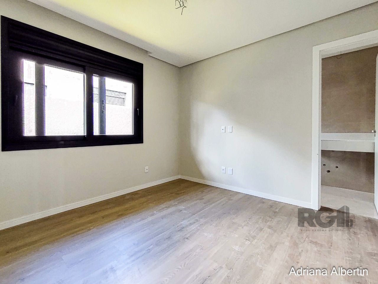 Casa de Condomínio à venda com 3 quartos, 250m² - Foto 23