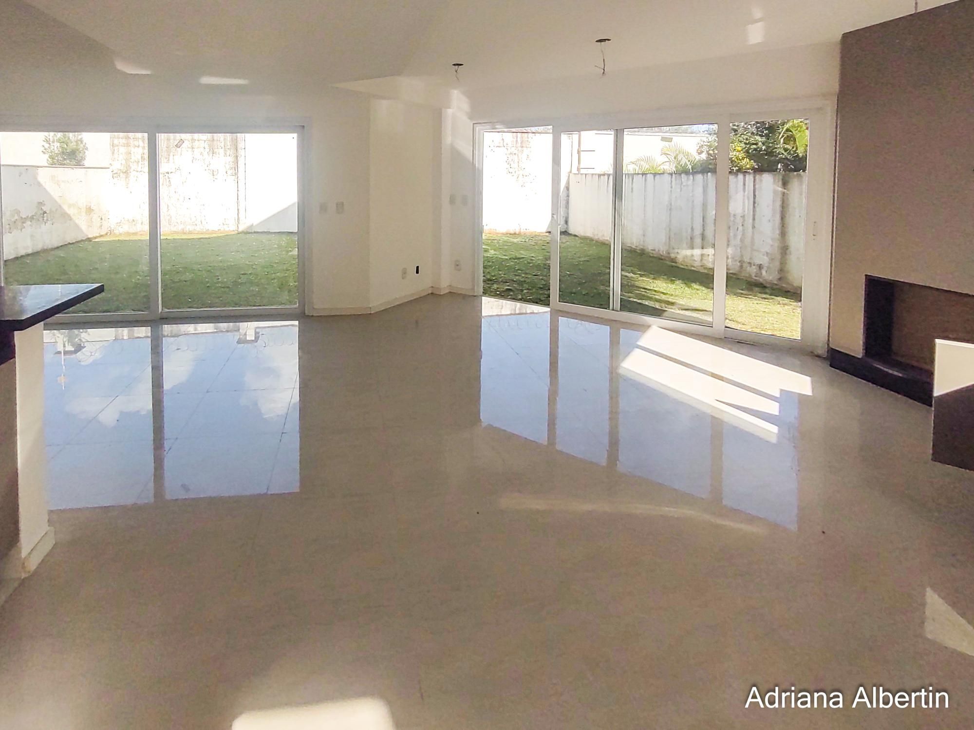 Casa de Condomínio à venda com 3 quartos, 220m² - Foto 3