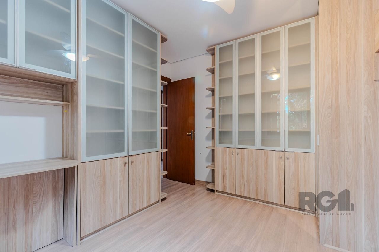 Casa de Condomínio à venda com 3 quartos, 295m² - Foto 19