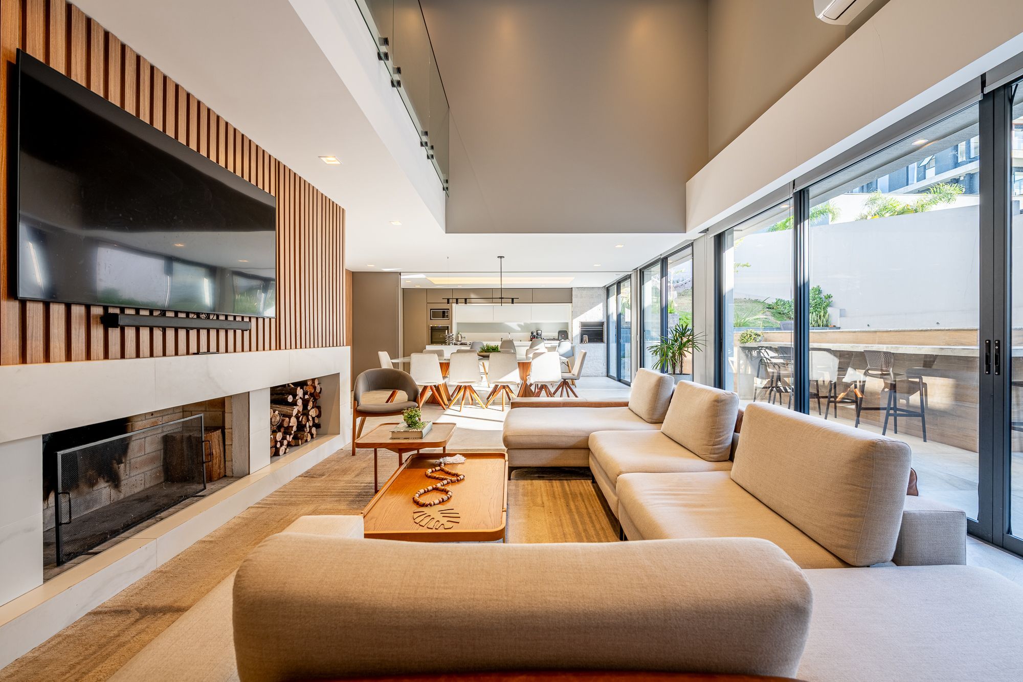 Casa de Condomínio à venda com 5 quartos, 412m² - Foto 6