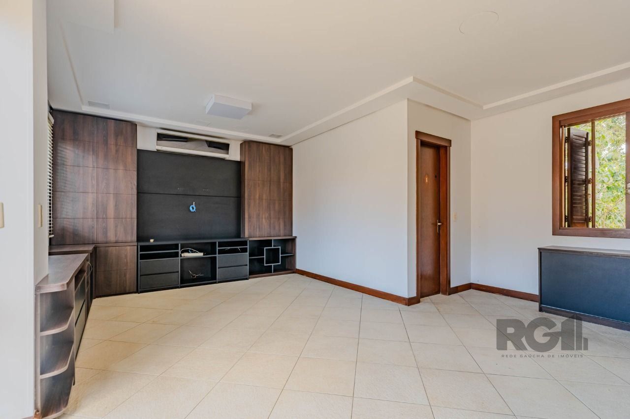 Casa de Condomínio à venda com 3 quartos, 295m² - Foto 31