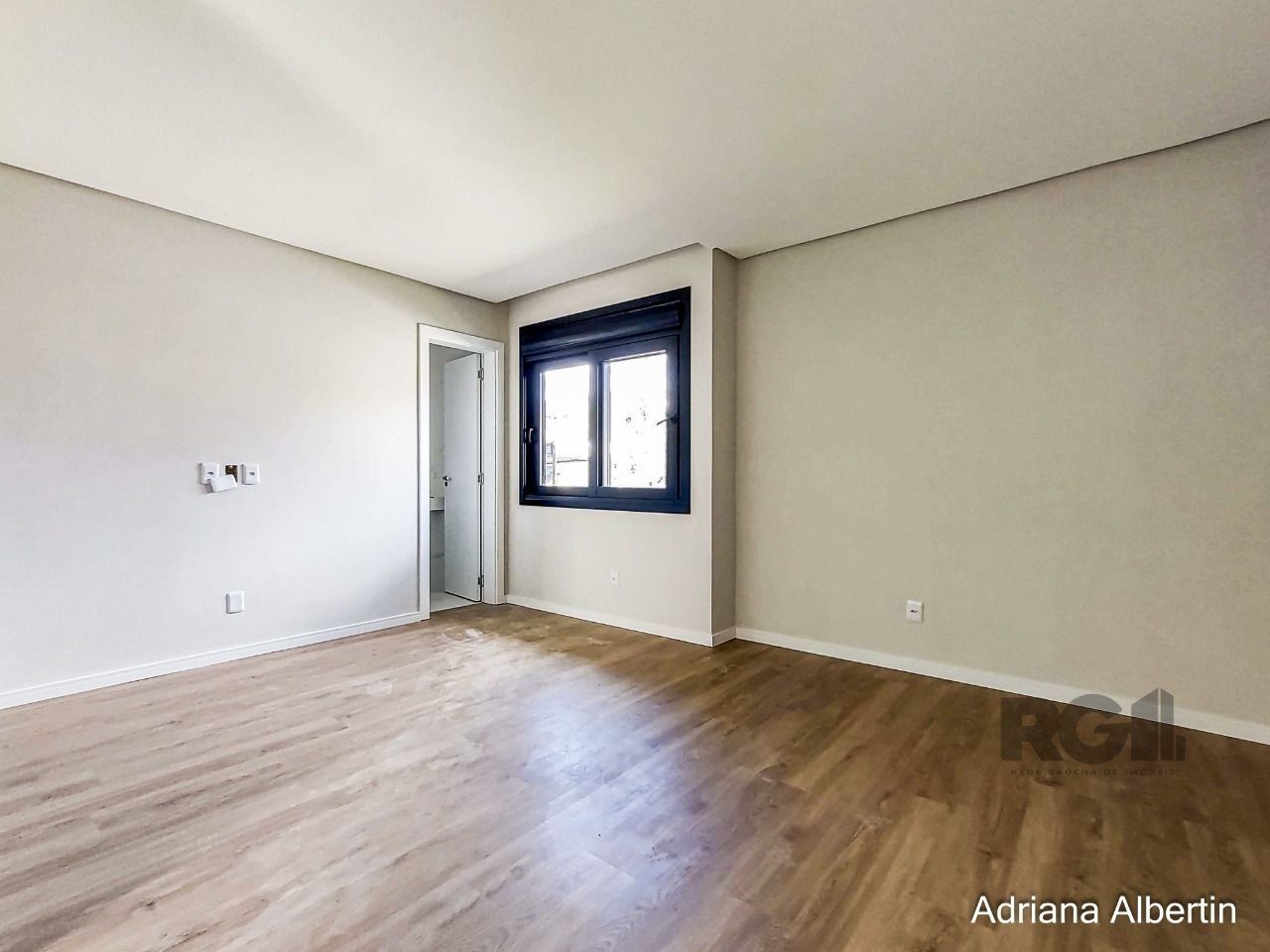 Casa de Condomínio à venda com 3 quartos, 250m² - Foto 18