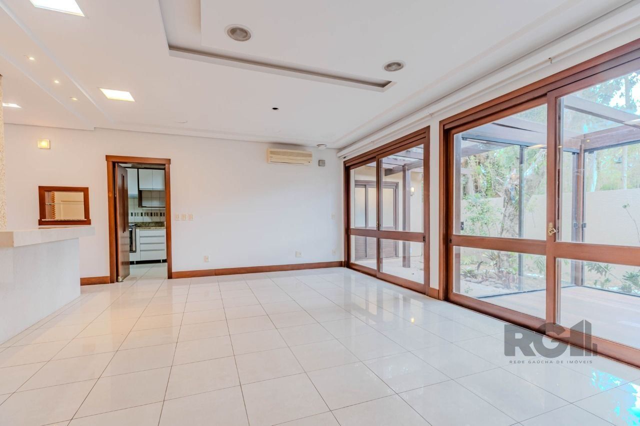 Casa de Condomínio à venda com 3 quartos, 295m² - Foto 8