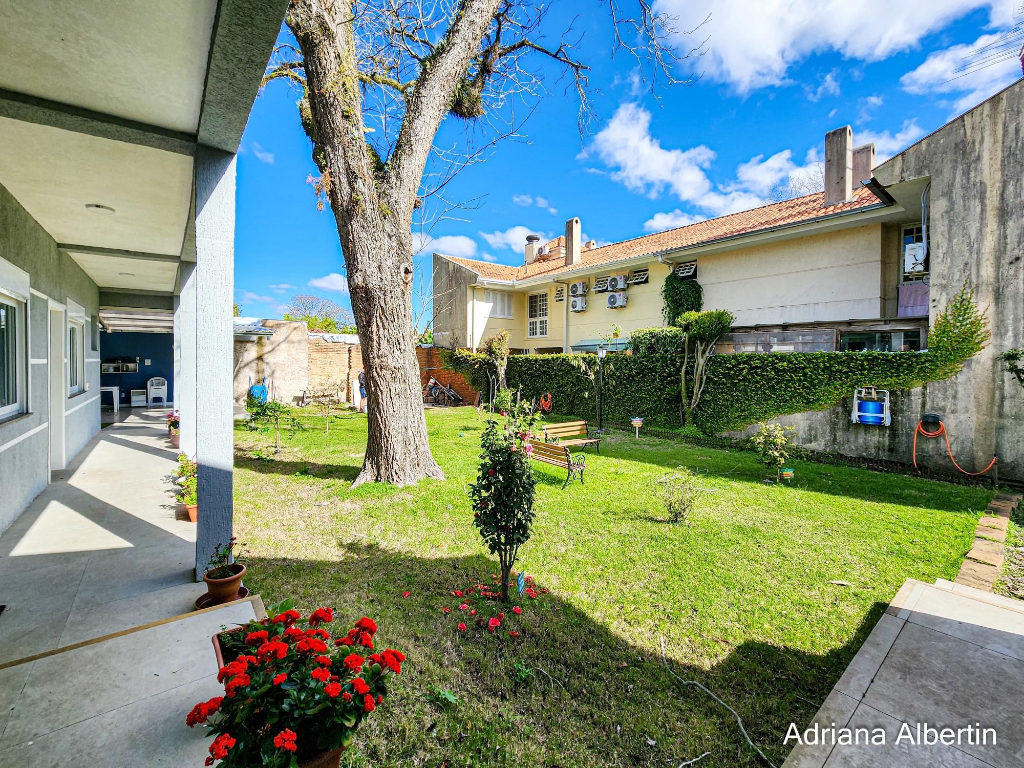 Casa à venda com 5 quartos, 280m² - Foto 45