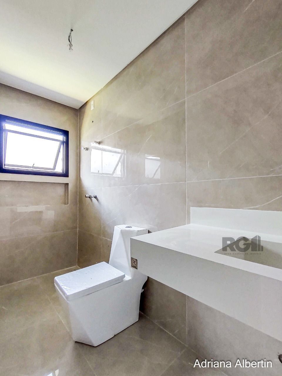 Casa de Condomínio à venda com 3 quartos, 250m² - Foto 24