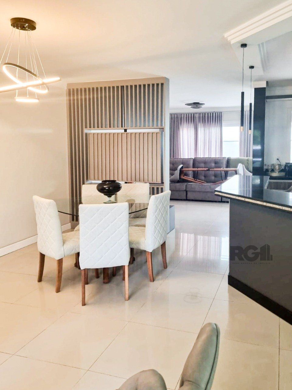 Casa de Condomínio à venda com 3 quartos, 193m² - Foto 4