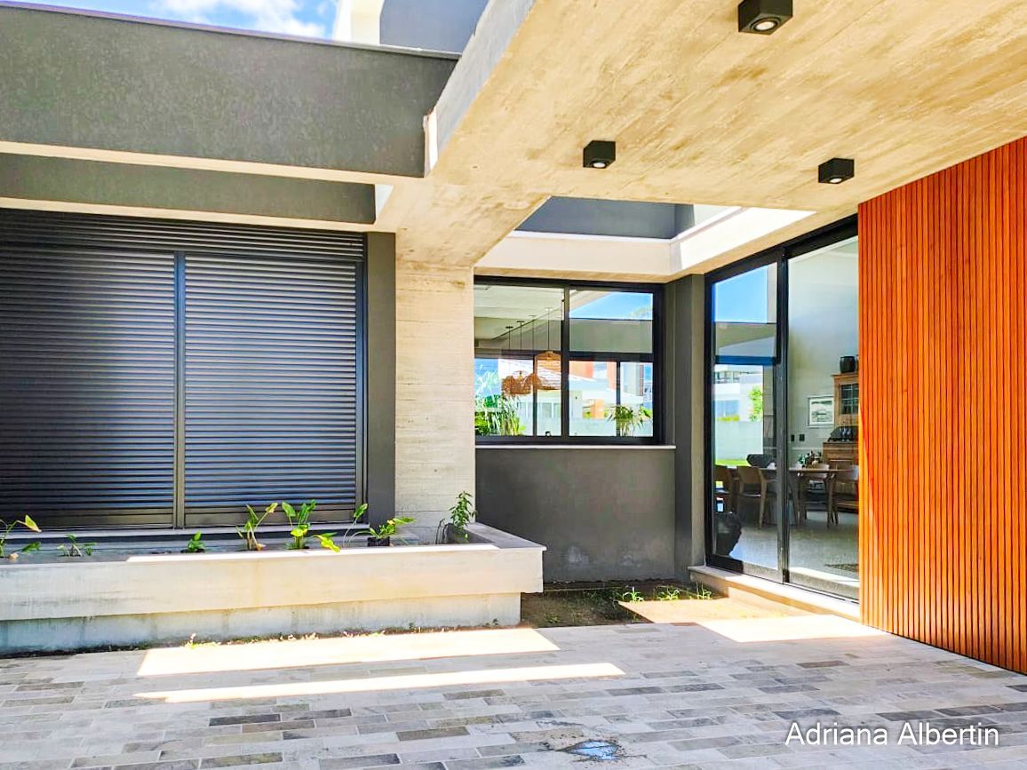 Casa de Condomínio à venda com 3 quartos, 256m² - Foto 6