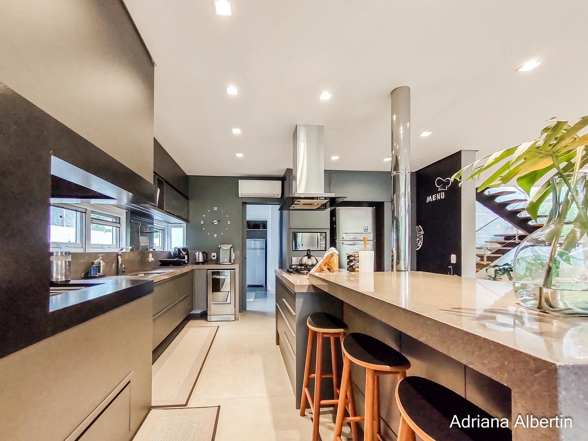 Casa de Condomínio à venda com 3 quartos, 301m² - Foto 22