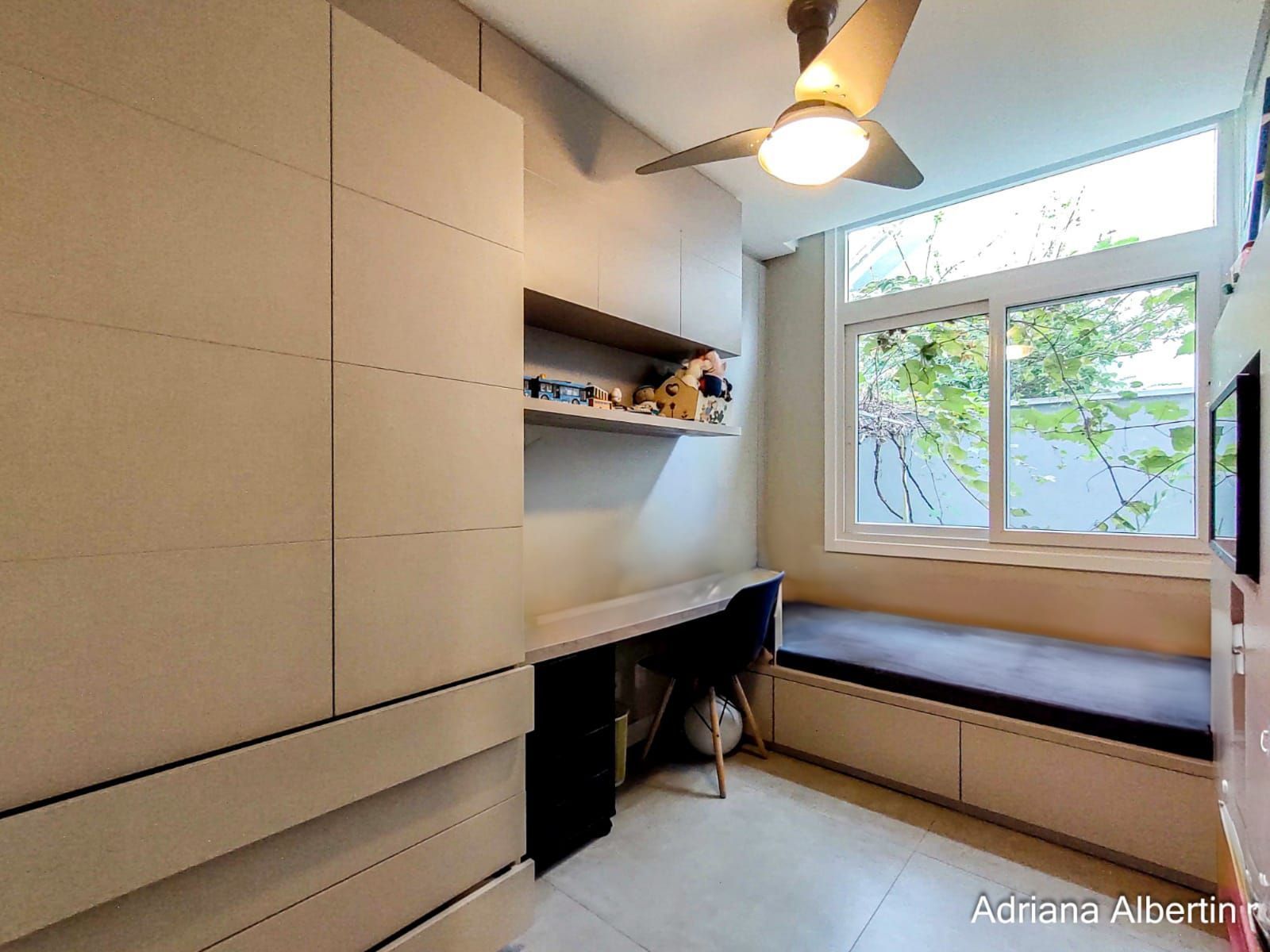 Casa de Condomínio à venda com 3 quartos, 301m² - Foto 8