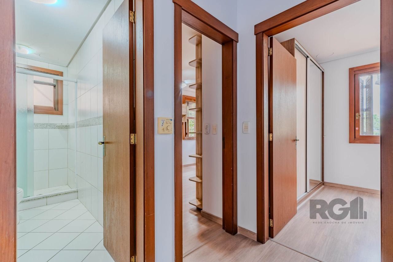Casa de Condomínio à venda com 3 quartos, 295m² - Foto 27