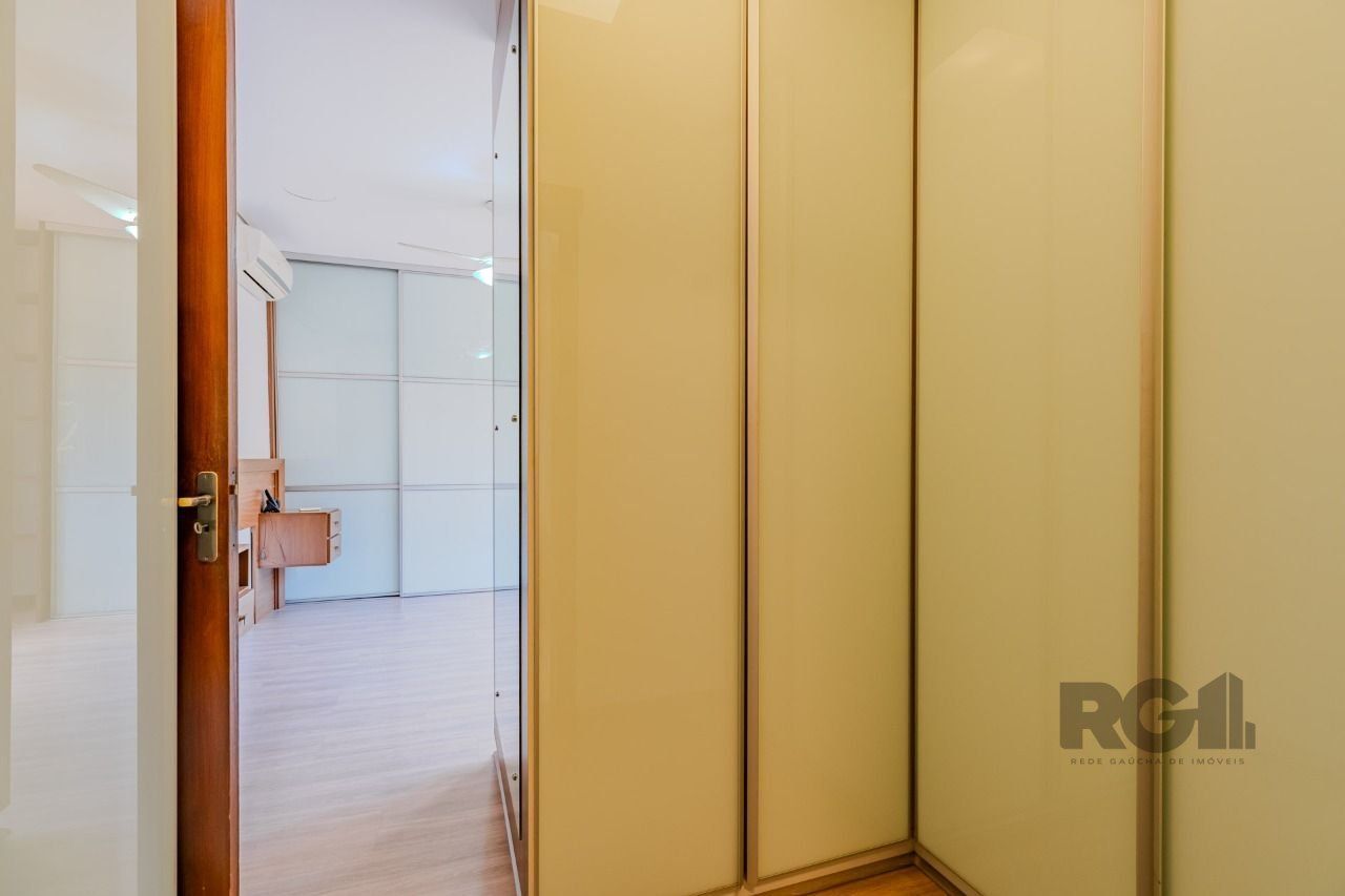 Casa de Condomínio à venda com 3 quartos, 295m² - Foto 22